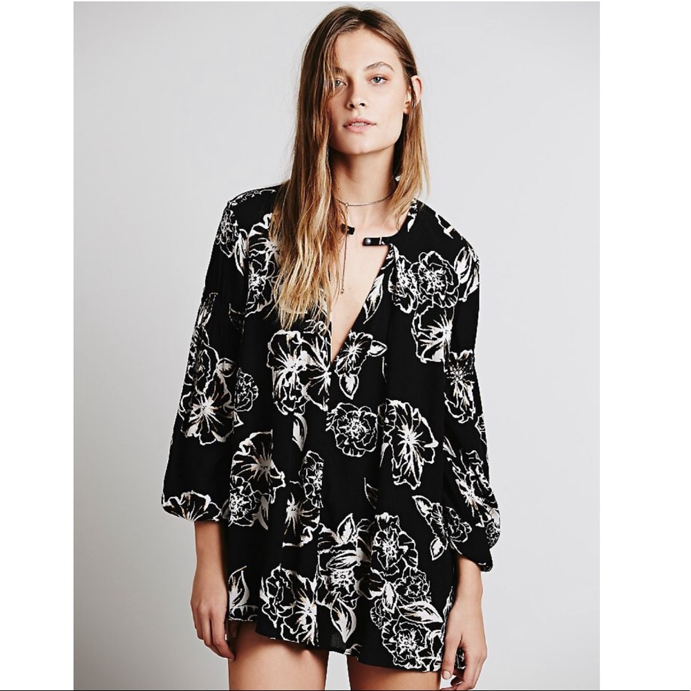 Free People Black Floral Print Swing Tunic size small
